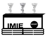 Personalizowany wieszak na medale z półką na trofea